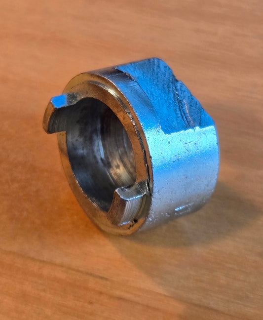 VAR 706-Remover for Sun Tour Freewheel